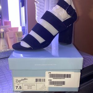 Seychelles Black suede block heel sandals 7.5